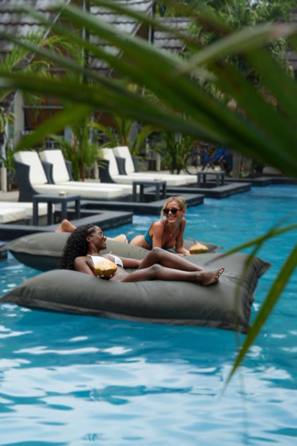 ホテルCopacabana Gili Air マタラム エクステリア 写真